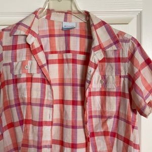 Columbia short sleeve plaid shirt